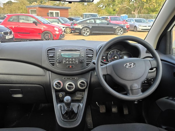 Used Hyundai i10 2012 for sale - 76201211: Photo 10