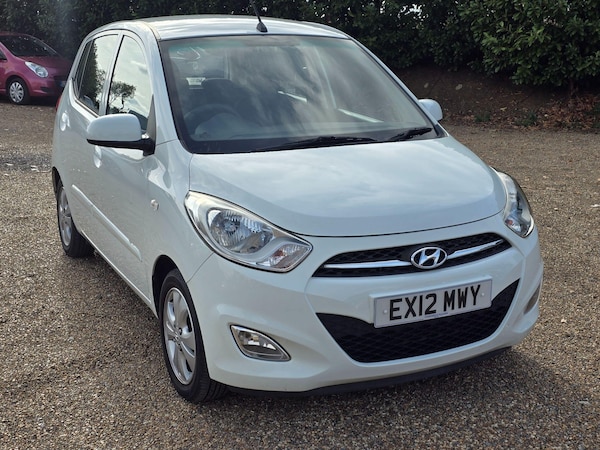 Used Hyundai i10 2012 for sale - 76201211: Photo 1