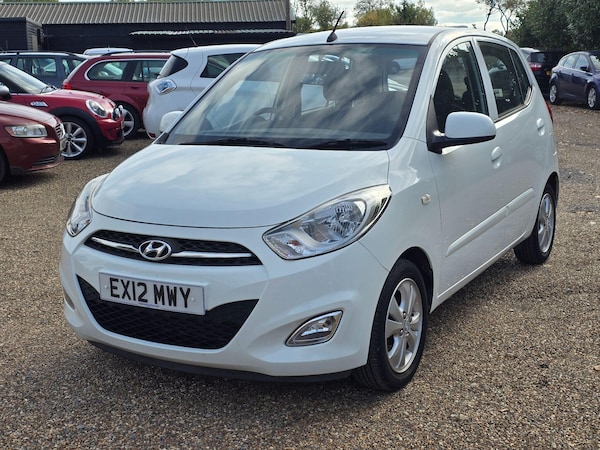 Used Hyundai i10 2012 for sale - 76201211: Photo 2