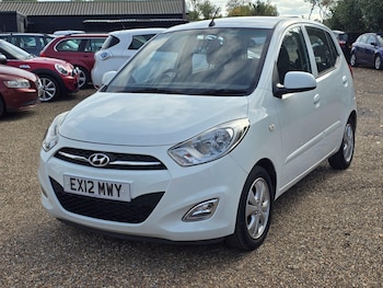 Used Hyundai i10 2012 for sale - 76201211: Photo 2