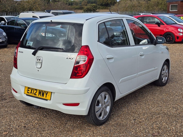 Used Hyundai i10 2012 for sale - 76201211: Photo 3