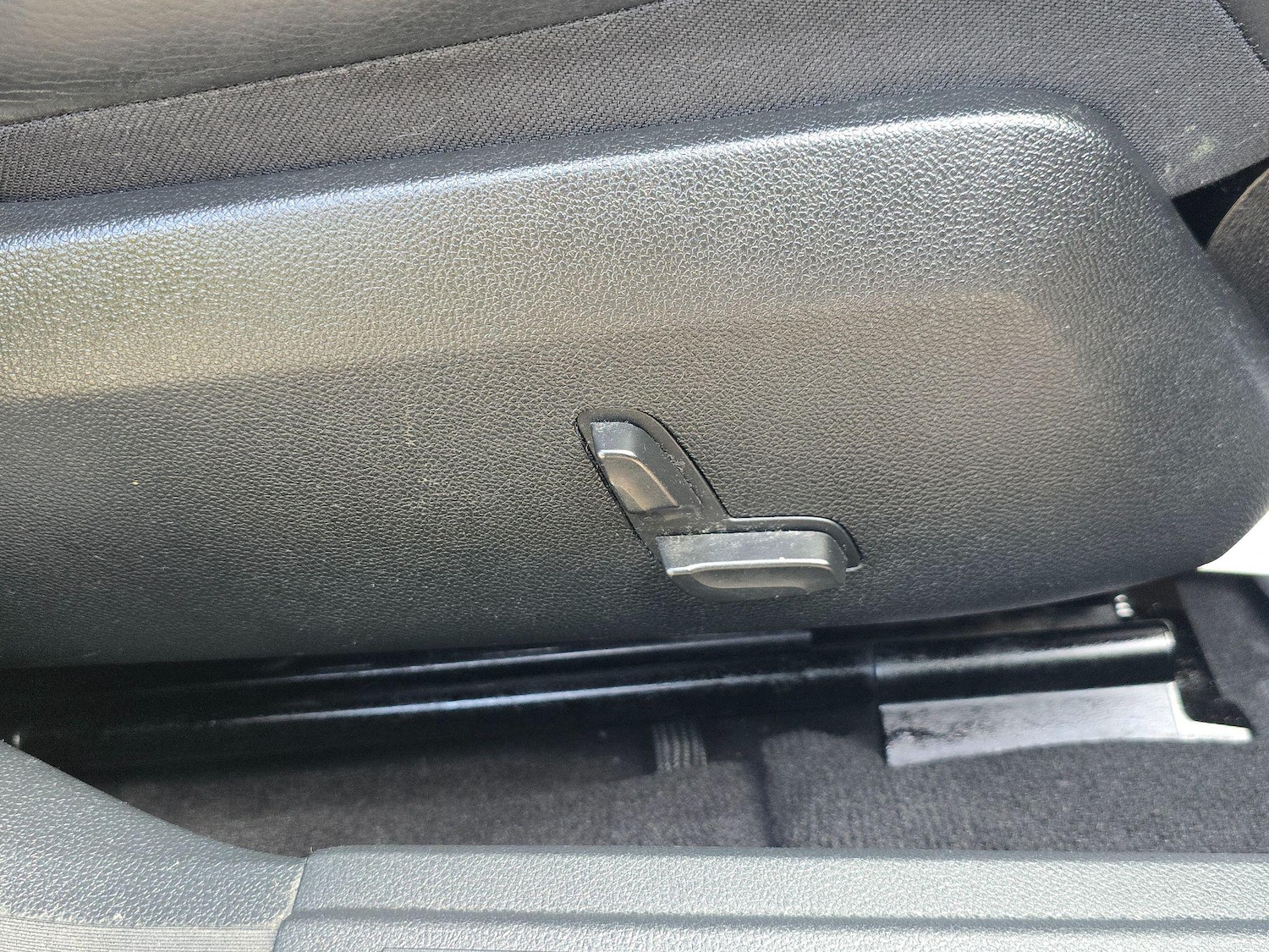 Used Mercedes-Benz E Class 2010 for sale - 77236232: Photo 14