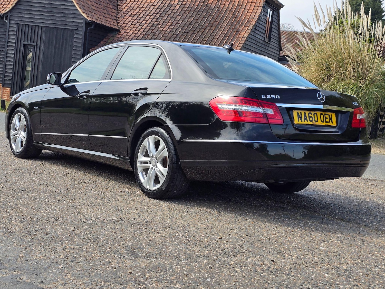 Used Mercedes-Benz E Class 2010 for sale - 77236232: Photo 15