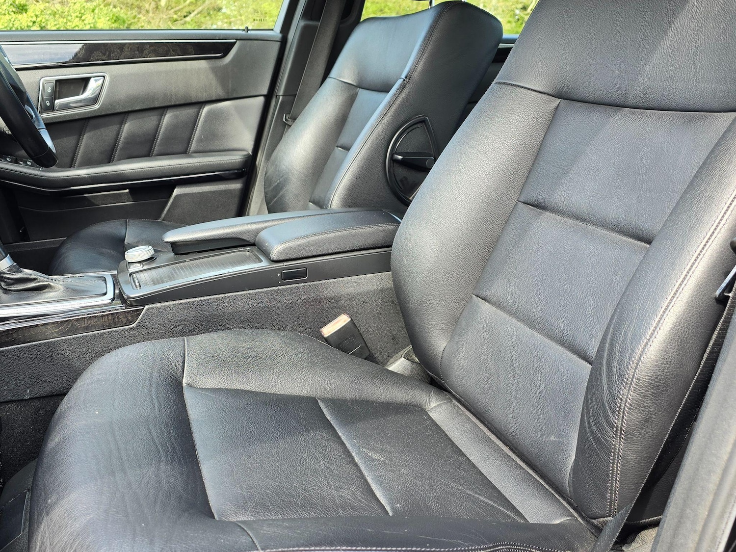 Used Mercedes-Benz E Class 2010 for sale - 77236232: Photo 18