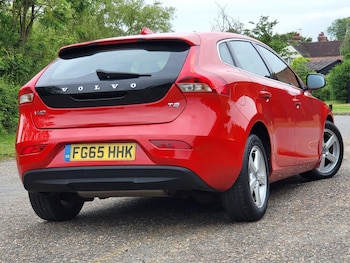 Used Volvo V40 2015 for sale - 78823990: Photo