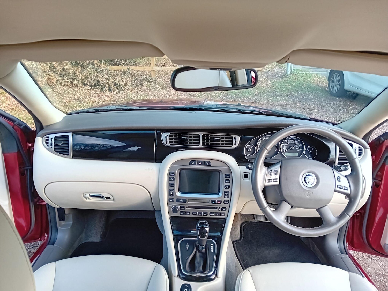 Used Jaguar X-Type 2009 for sale - 76649559: Photo 10