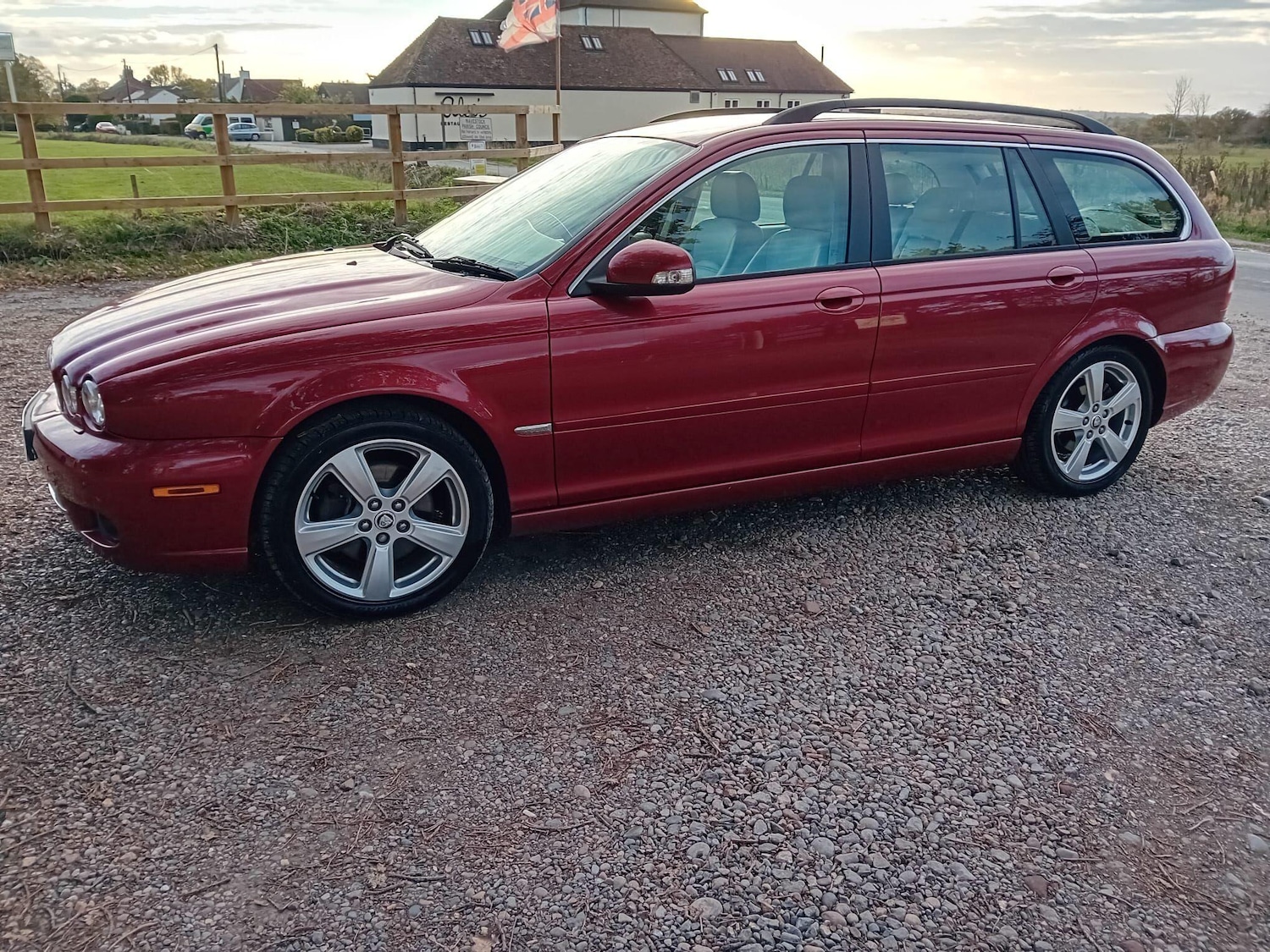 Used Jaguar X-Type 2009 for sale - 76649559: Photo 27