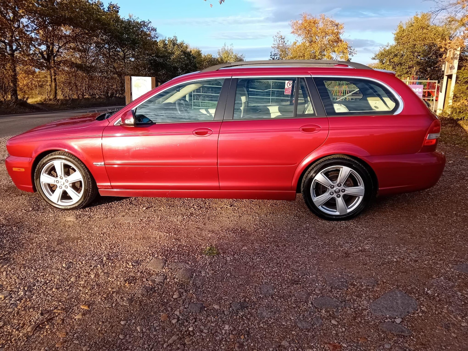 Used Jaguar X-Type 2009 for sale - 76649559: Photo 6