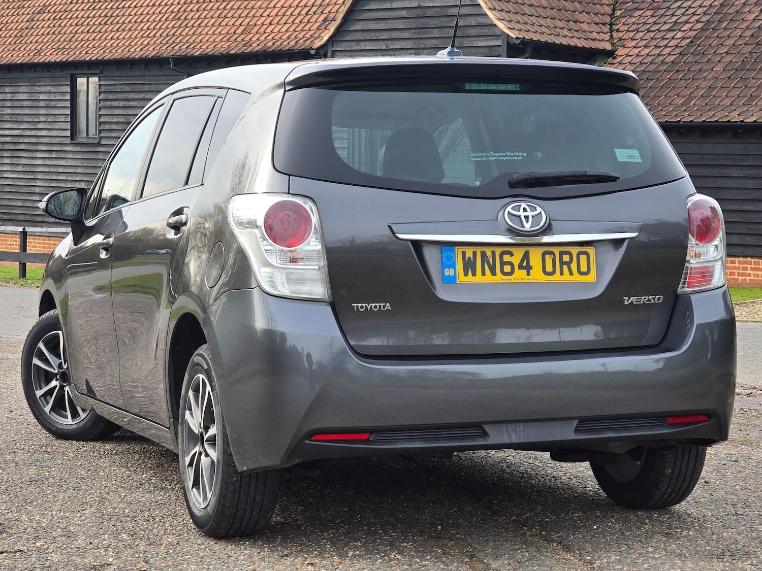 Used Toyota Verso 2014 for sale - 77582539: Photo 2