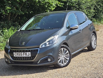 Used Peugeot 208 2015 for sale - 79112025: Photo