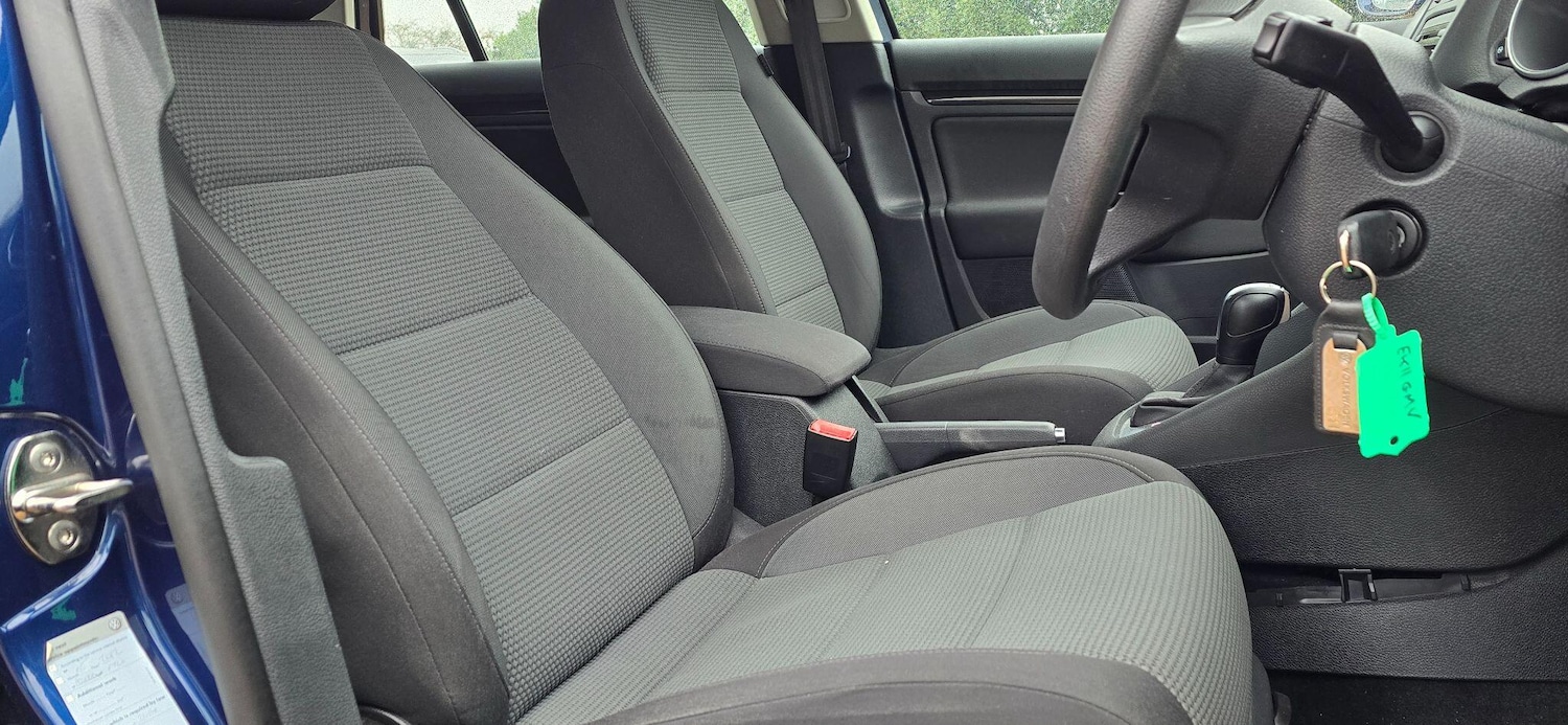 Used Volkswagen Golf 2011 for sale - 76424132: Photo 7