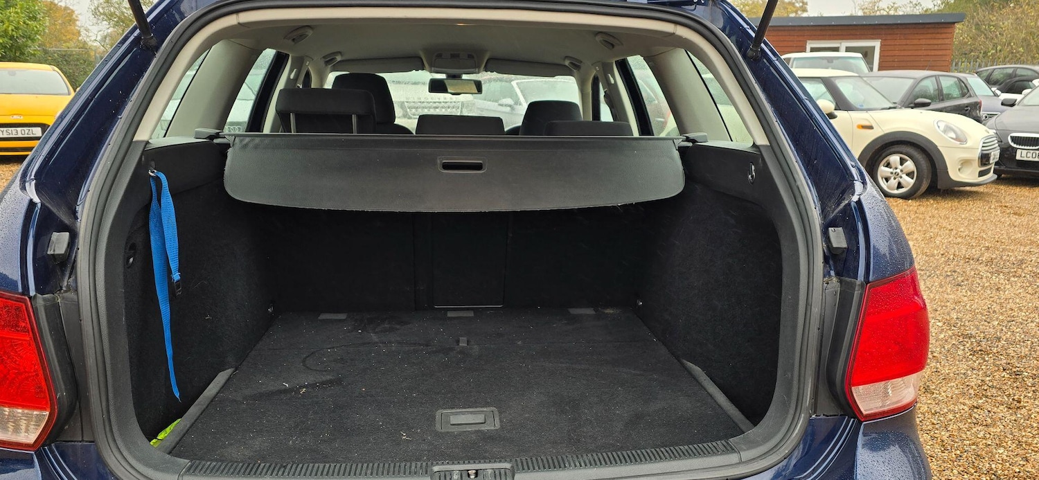 Used Volkswagen Golf 2011 for sale - 76424132: Photo 9