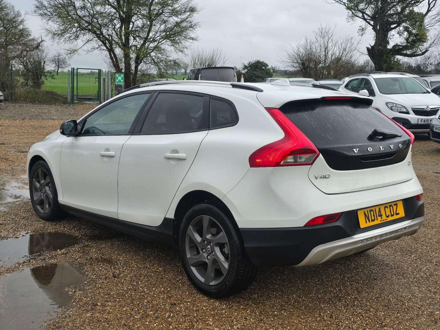 Used Volvo V40 2014 for sale - 77470978: Photo 4