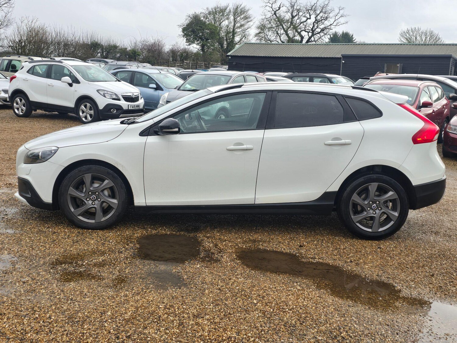 Used Volvo V40 2014 for sale - 77470978: Photo 8