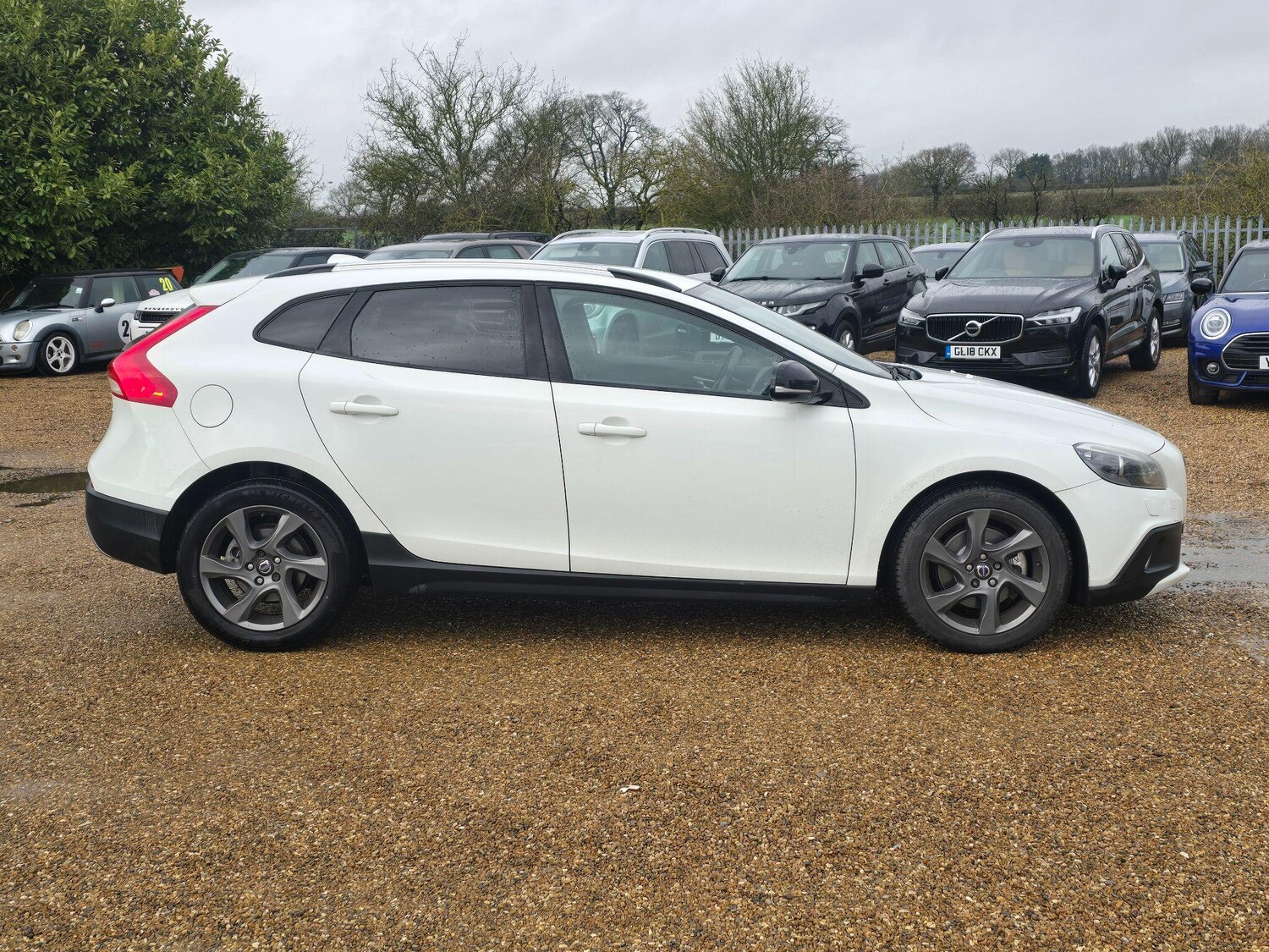Used Volvo V40 2014 for sale - 77470978: Photo 9