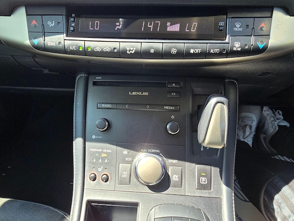 Used Lexus CT 2018 for sale - 75614219: Photo 15
