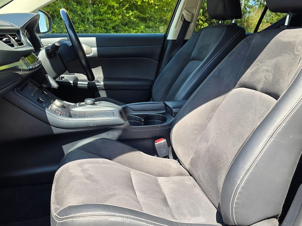 Used Lexus CT 2018 for sale - 75614219: Photo 7