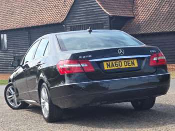Used Mercedes-Benz E-Class 2010 for sale - 74557575: Photo