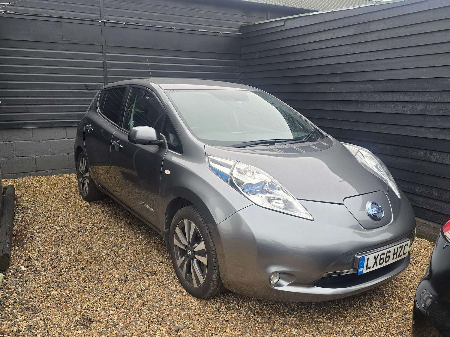 Used Nissan Leaf 2016 for sale - 77786386: Photo 2