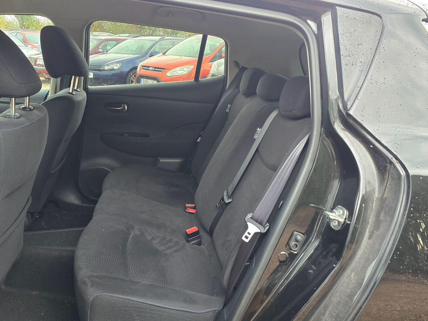 Used Nissan Leaf 2015 for sale - 76649558: Photo 10