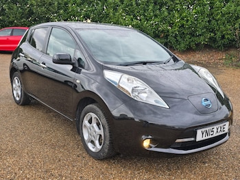 2015 (15) - 80kW Acenta 24kWh 5dr Auto