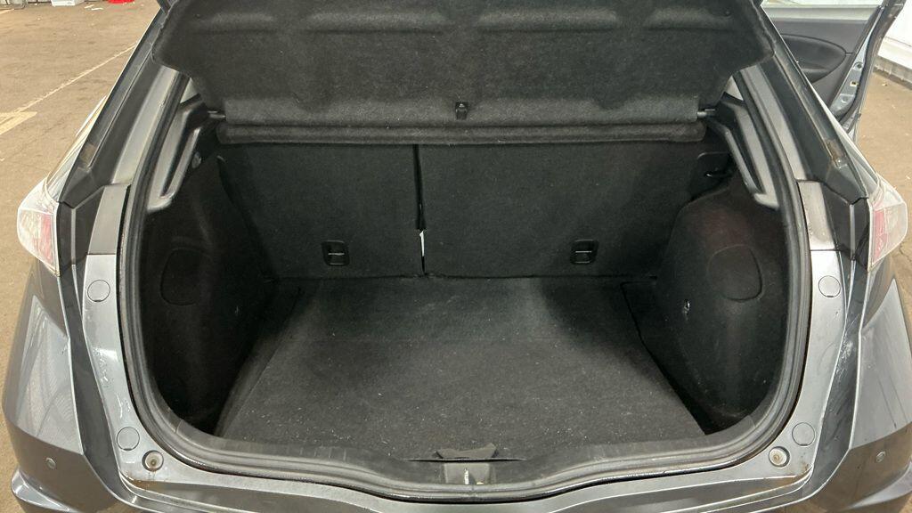 Used Honda Civic 2010 for sale - 76408553: Photo 5