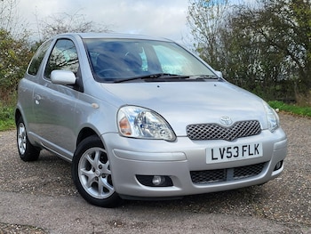 Used Toyota Yaris 2003 for sale - 77048350: Photo