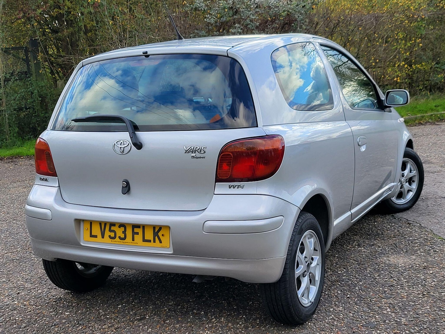Used Toyota Yaris 2003 for sale - 77048350: Photo 3