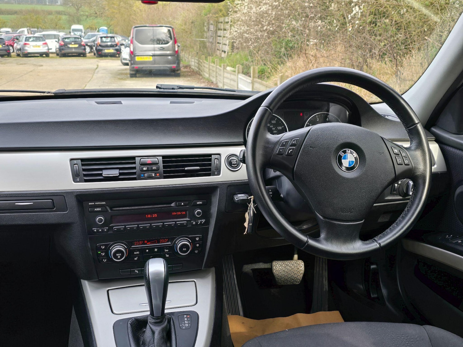 Used BMW 3 Series 2010 for sale - 77995232: Photo 10