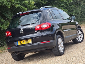 Used Volkswagen Tiguan 2011 for sale - 79354027: Photo