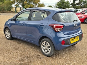 Used Hyundai i10 2017 for sale - 79733659: Photo