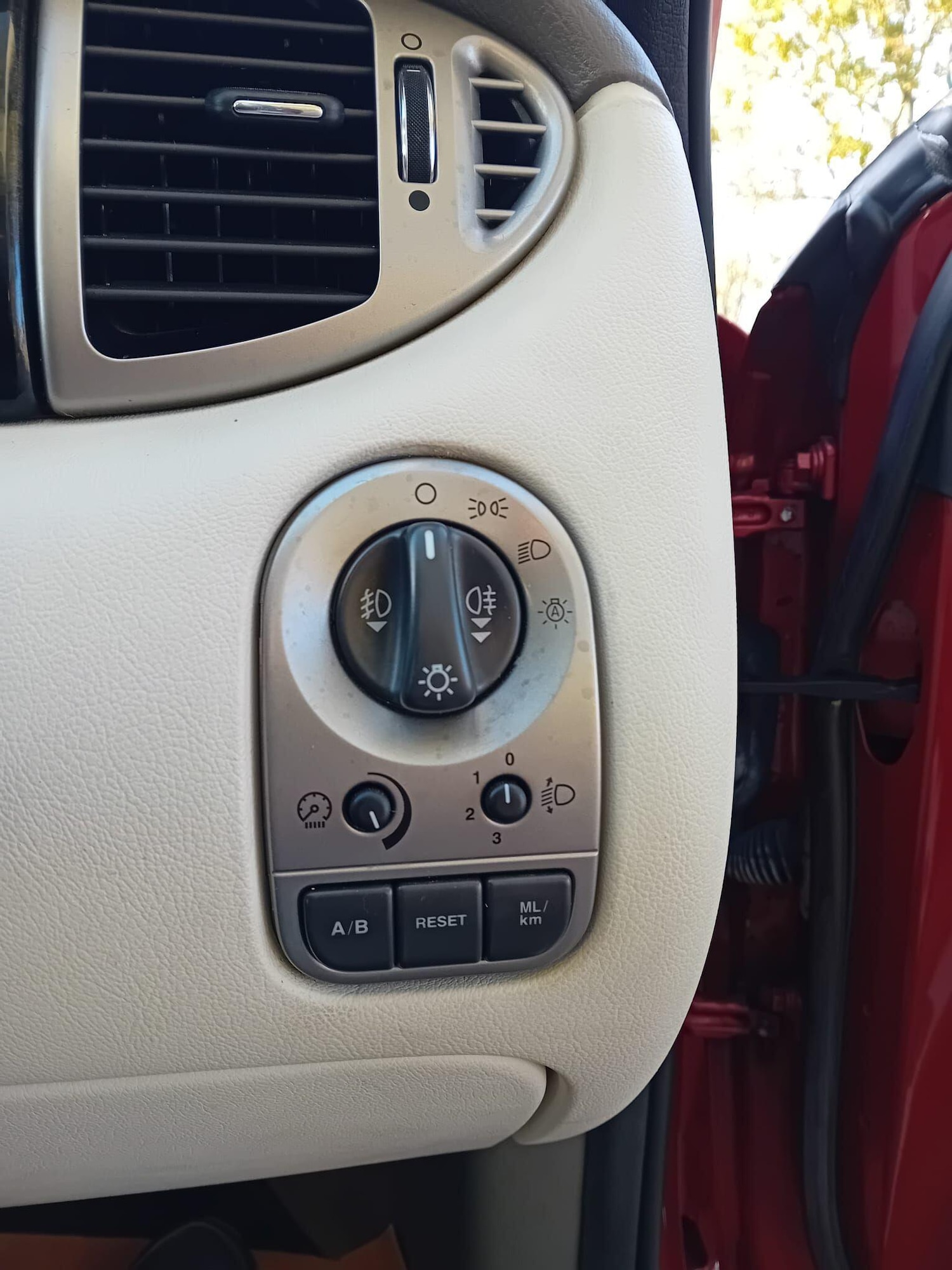 Used Jaguar X-Type 2009 for sale - 76457601: Photo 21