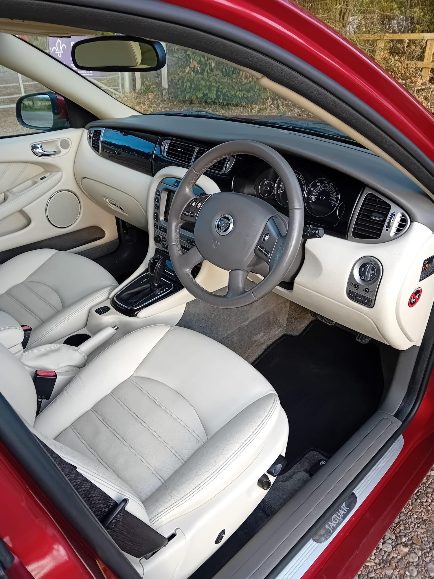 Used Jaguar X-Type 2009 for sale - 76457601: Photo 25