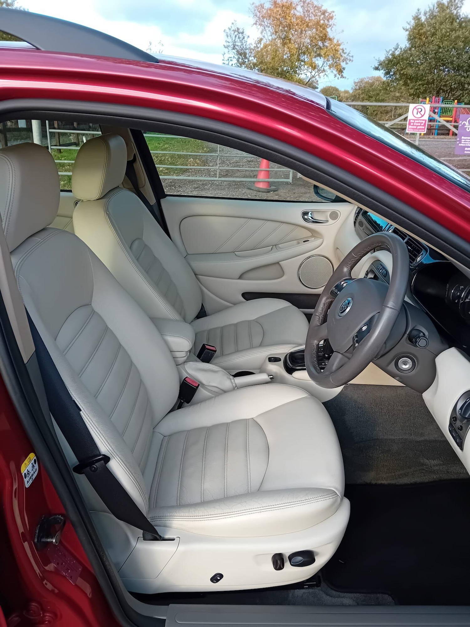 Used Jaguar X-Type 2009 for sale - 76457601: Photo 7