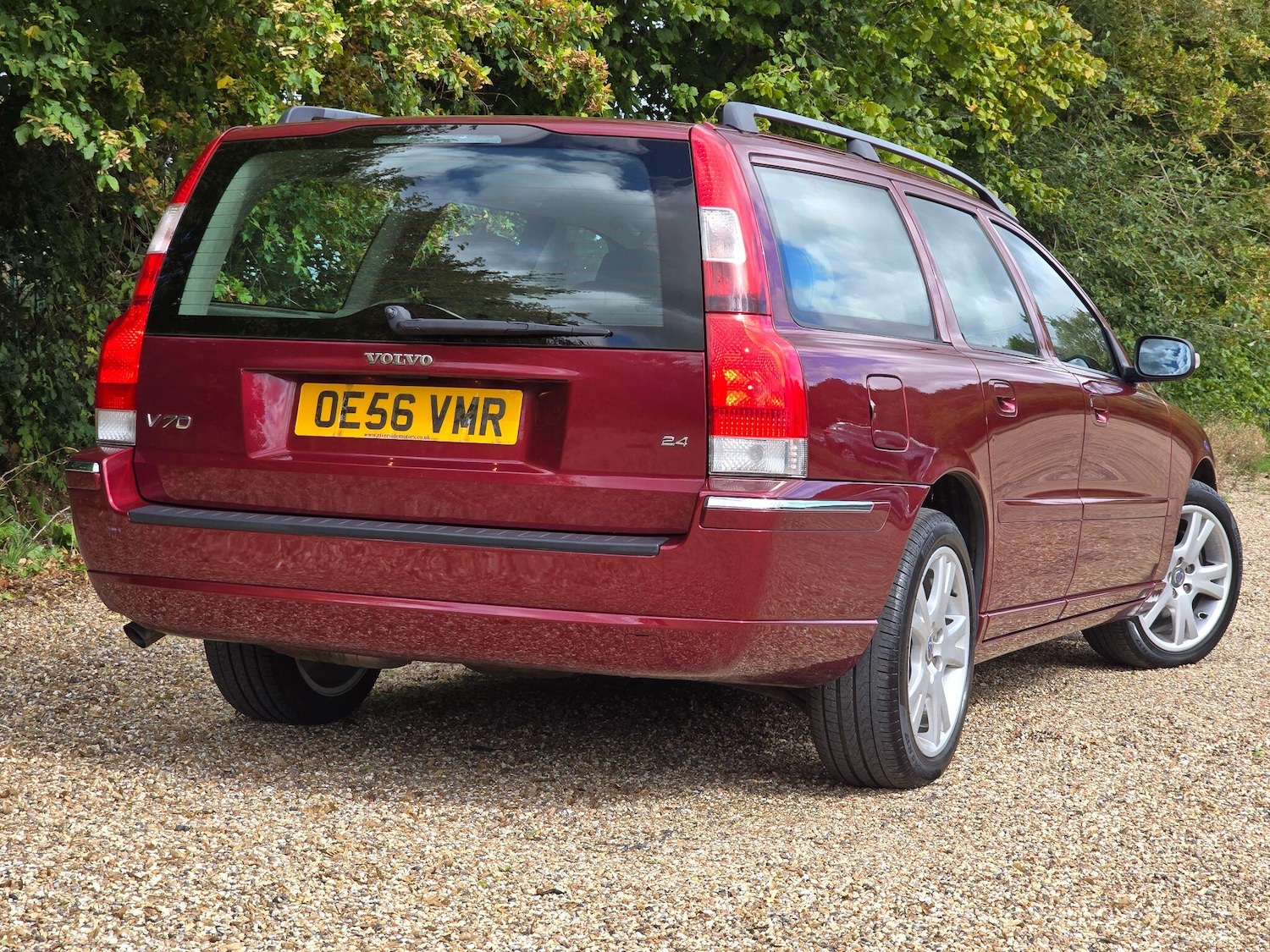 Used Volvo V70 2007 for sale - 76001963: Photo 2