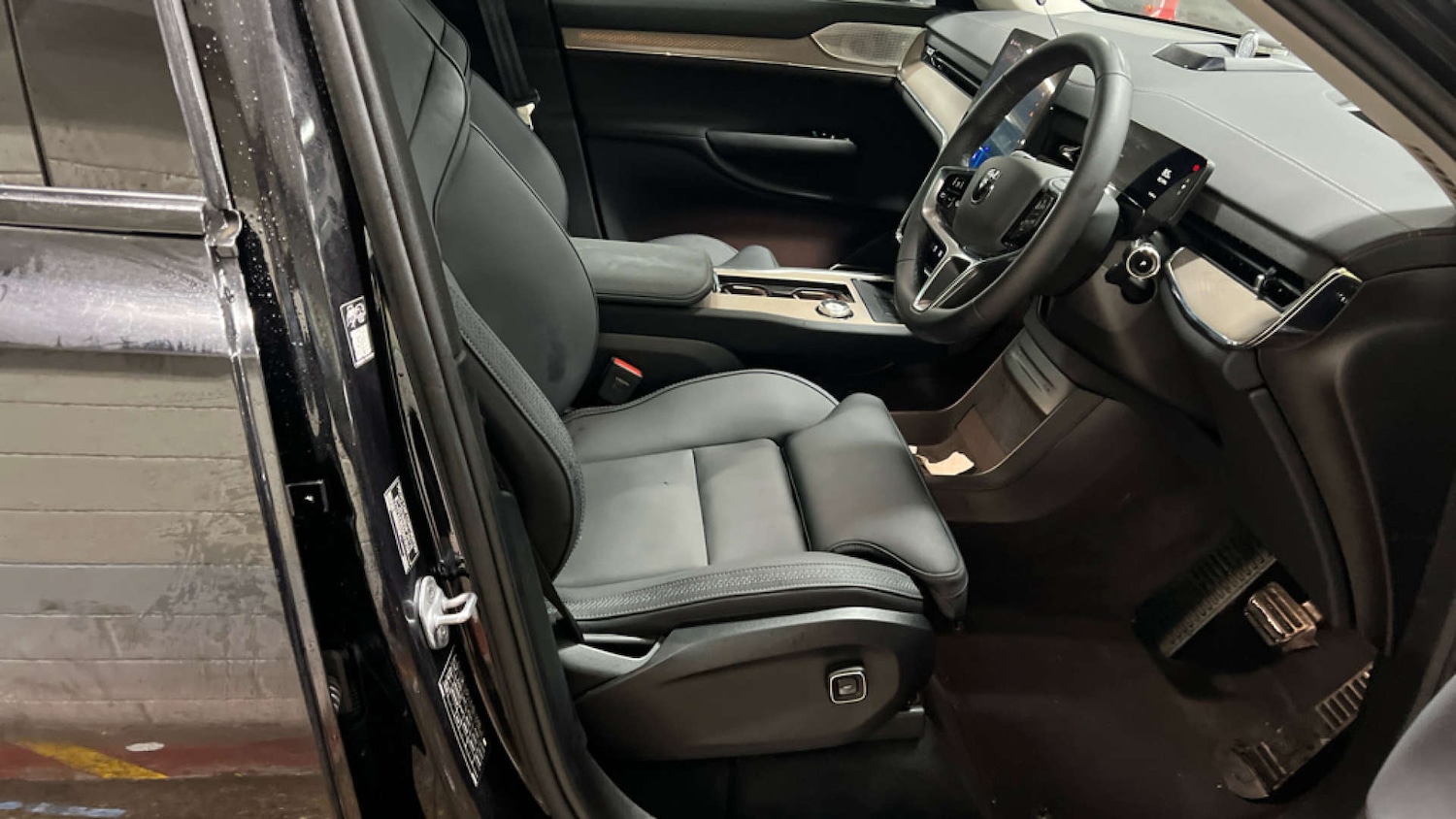 Used Volvo EX90 2025 for sale - 77535036: Photo 4