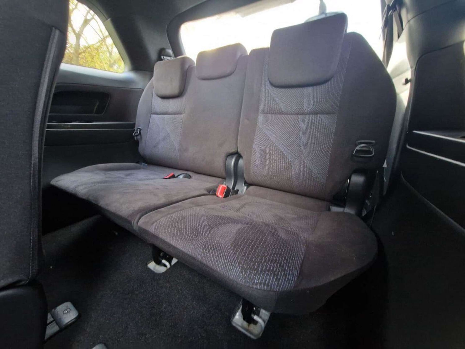 Used Toyota Estima 2024 for sale - 77249296: Photo 15