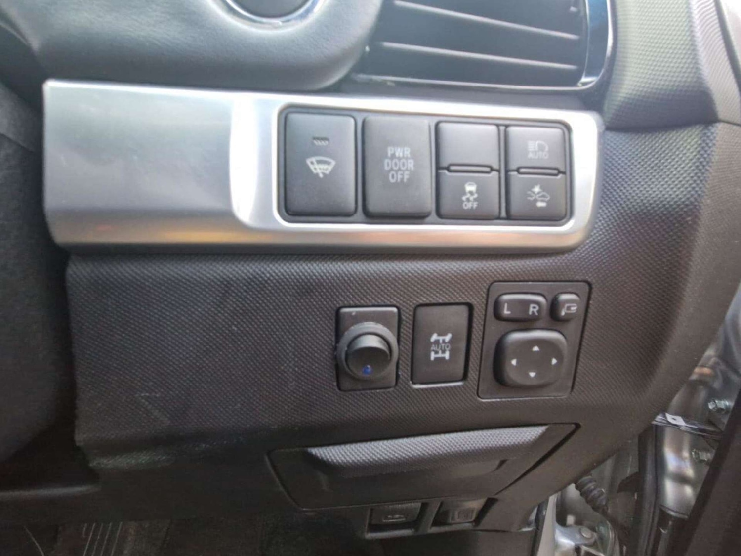 Used Toyota Estima 2024 for sale - 77249296: Photo 31