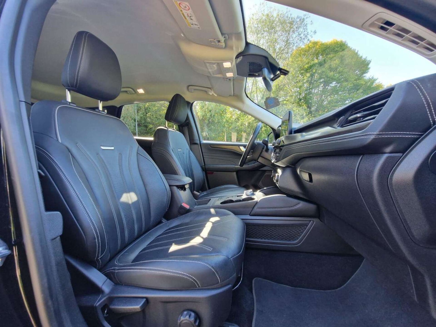 Used Ford Kuga 2022 for sale - 77211291: Photo 2