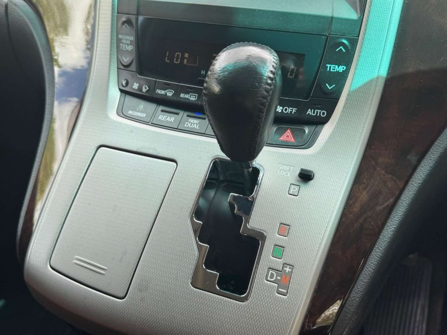 Used Toyota Vellfire 2024 for sale - 77259166: Photo 30