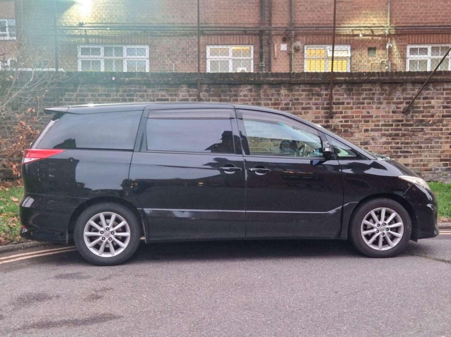 Used Toyota Estima 2022 for sale - 77249292: Photo 9