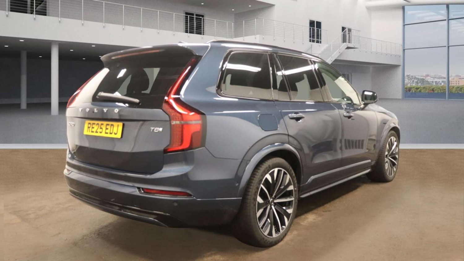 Used Volvo XC90 2025 for sale - 77337018: Photo 4