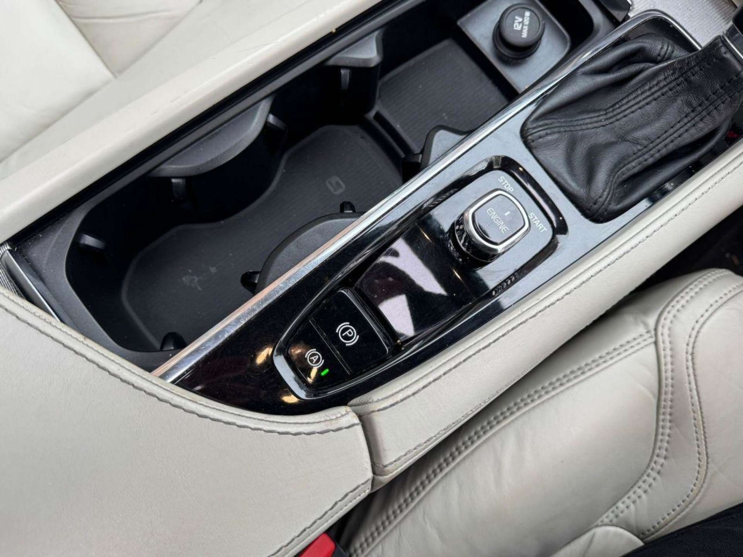 Used Volvo XC90 2016 for sale - 77249303: Photo 21