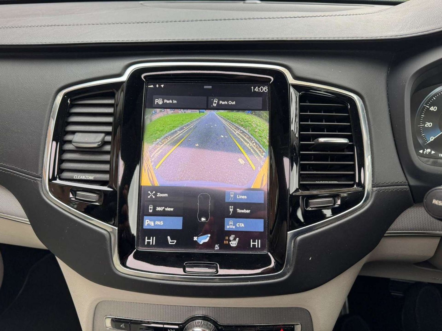 Used Volvo XC90 2016 for sale - 77249303: Photo 26