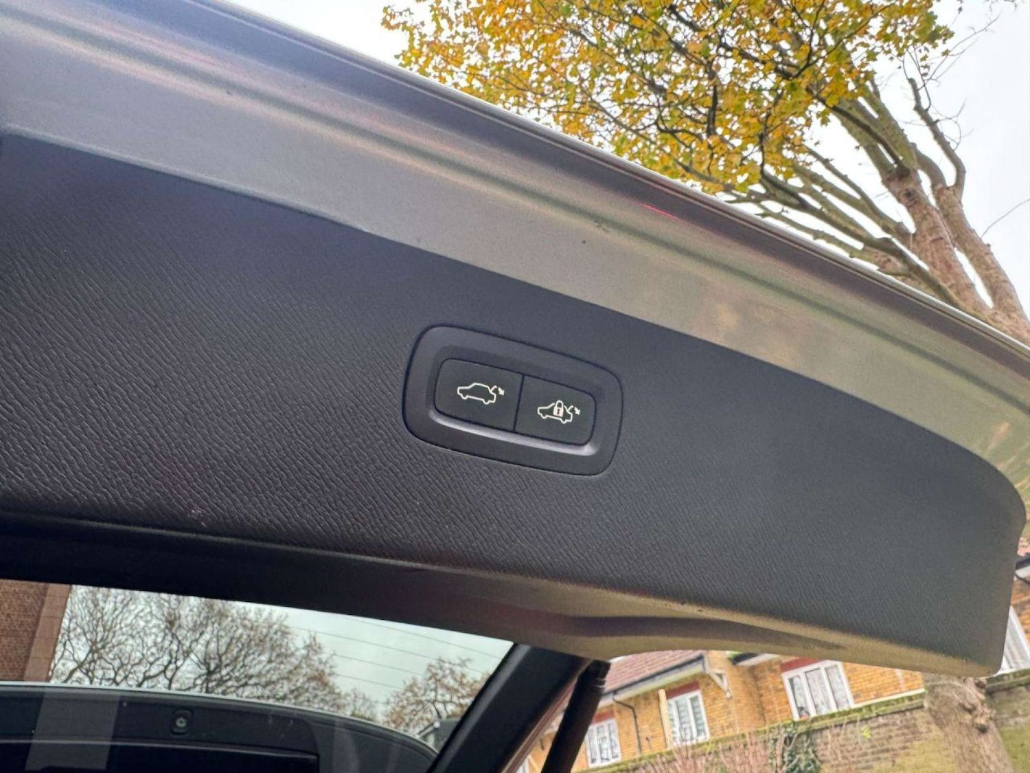 Used Volvo XC90 2016 for sale - 77249303: Photo 30