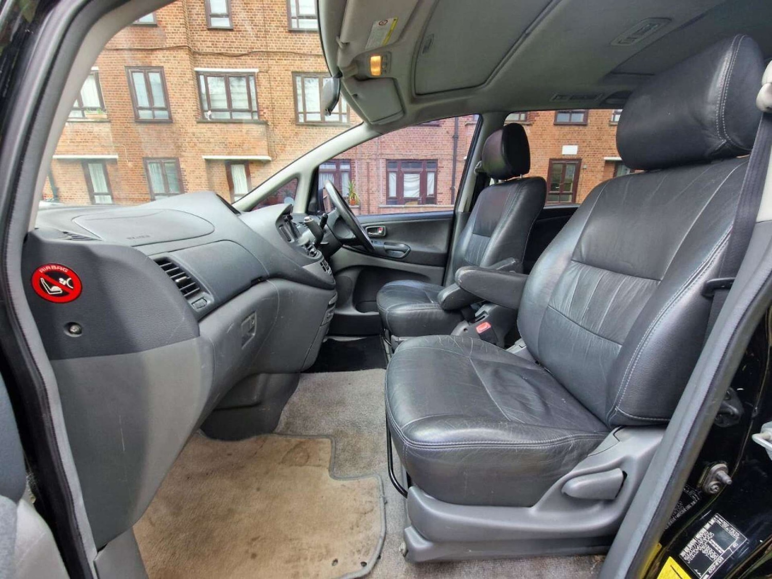 Used Toyota Previa 2005 for sale - 77211294: Photo 10