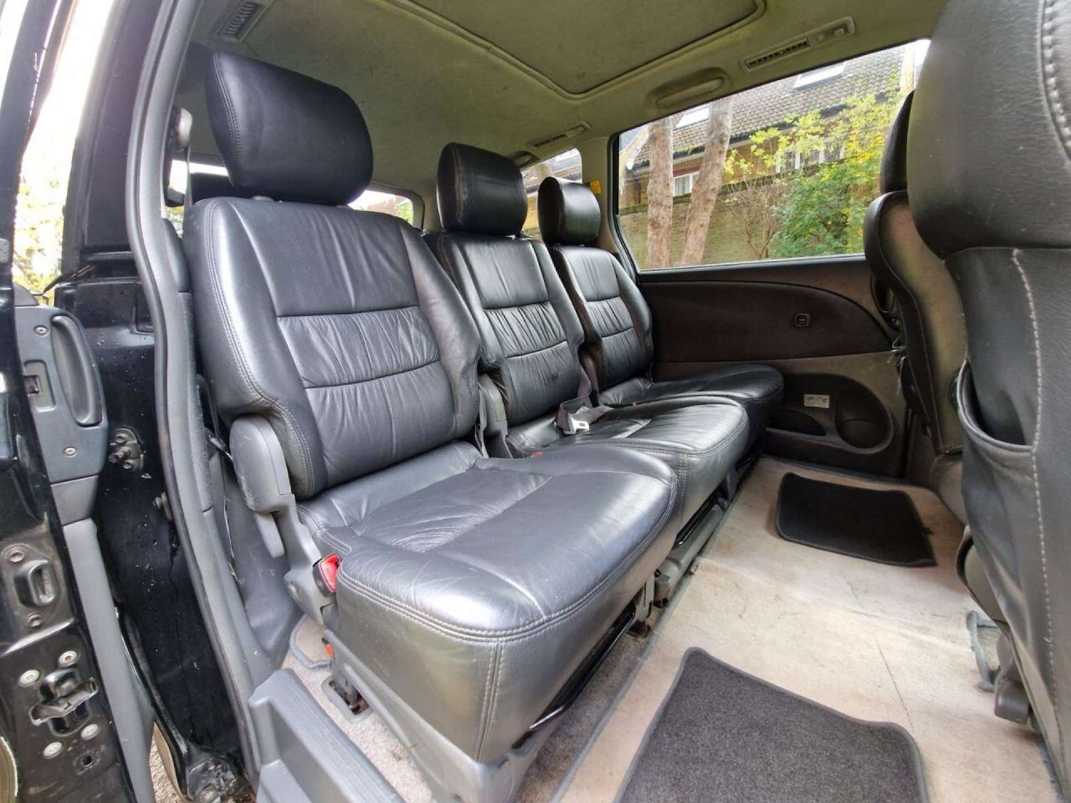 Used Toyota Previa 2005 for sale - 77211294: Photo 14