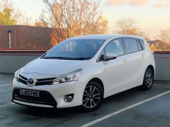 Used Toyota Verso 2013 for sale - 77249290: Photo