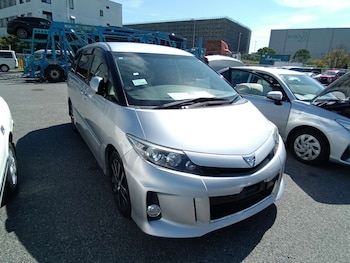 Used Toyota Estima 2015 for sale - 77249267: Photo