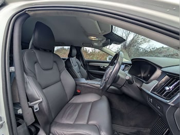 Used Volvo V90 2022 for sale - 77567811: Photo